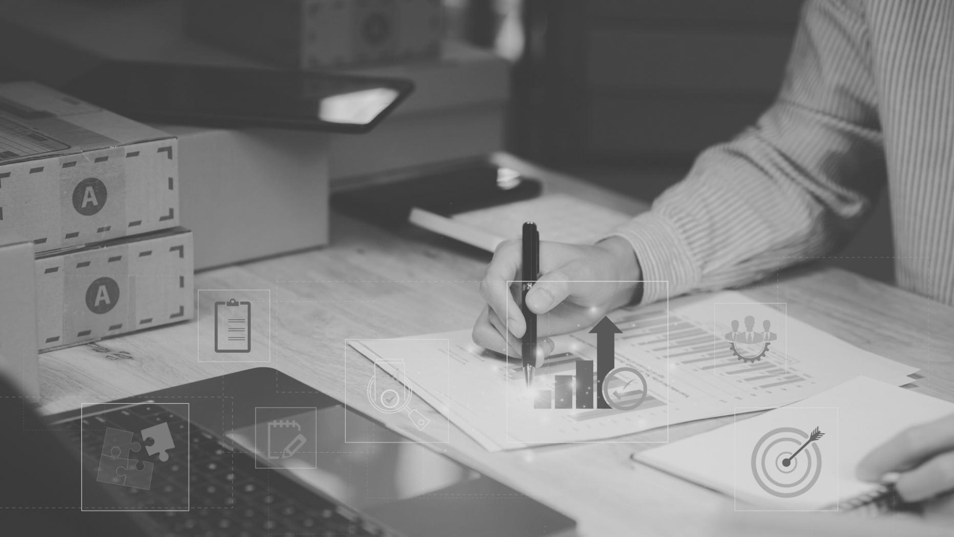 Analisi SEO tecnica su schermo laptop